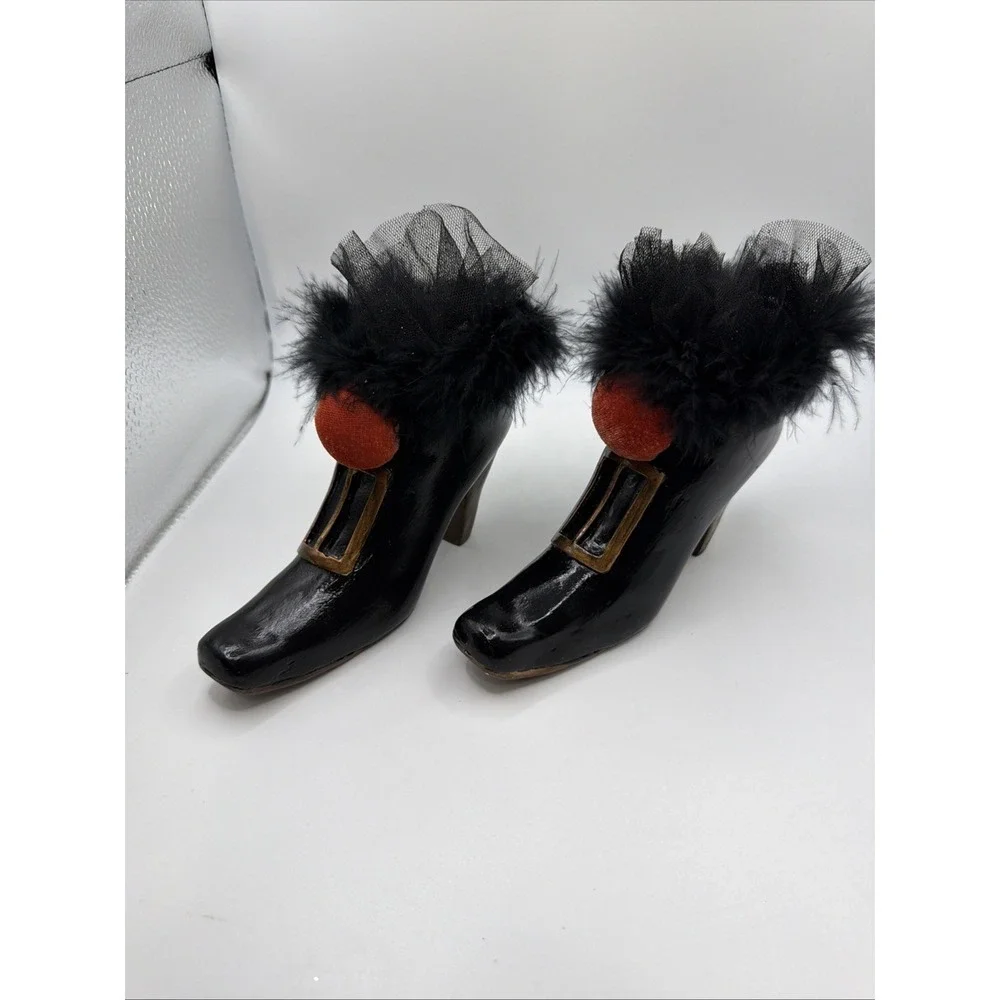 Collectible Decorative Witch's Shoes. Halloween Shoes.‎ 6''